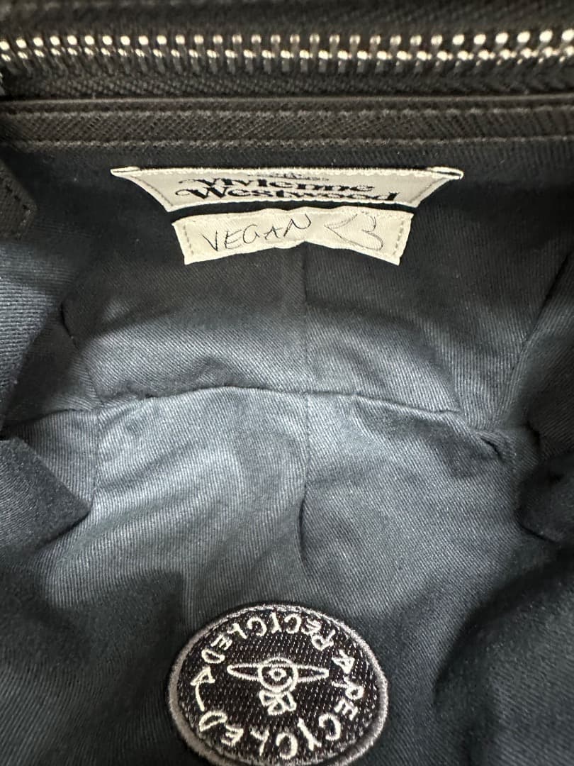 Vivienne Westwood ブラックがま口バッグ