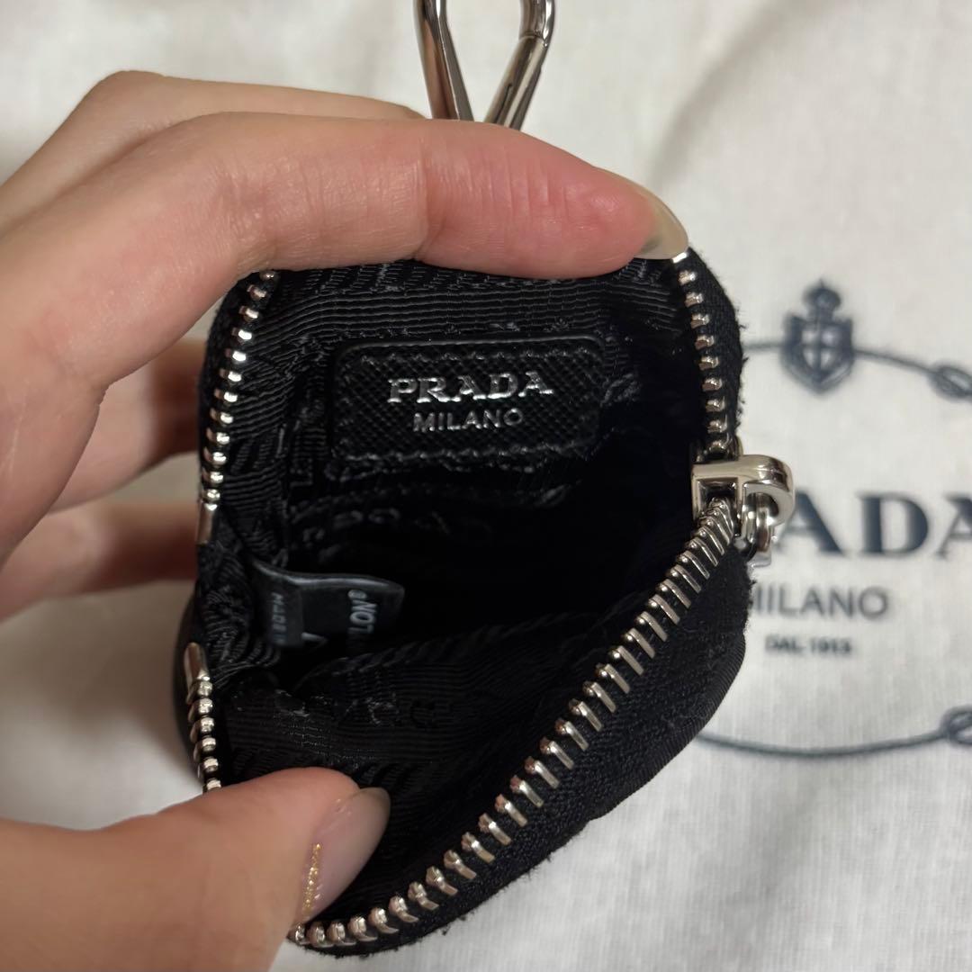 プラダ Re-Edition 2005 Re-Nylon バッグ ブラック