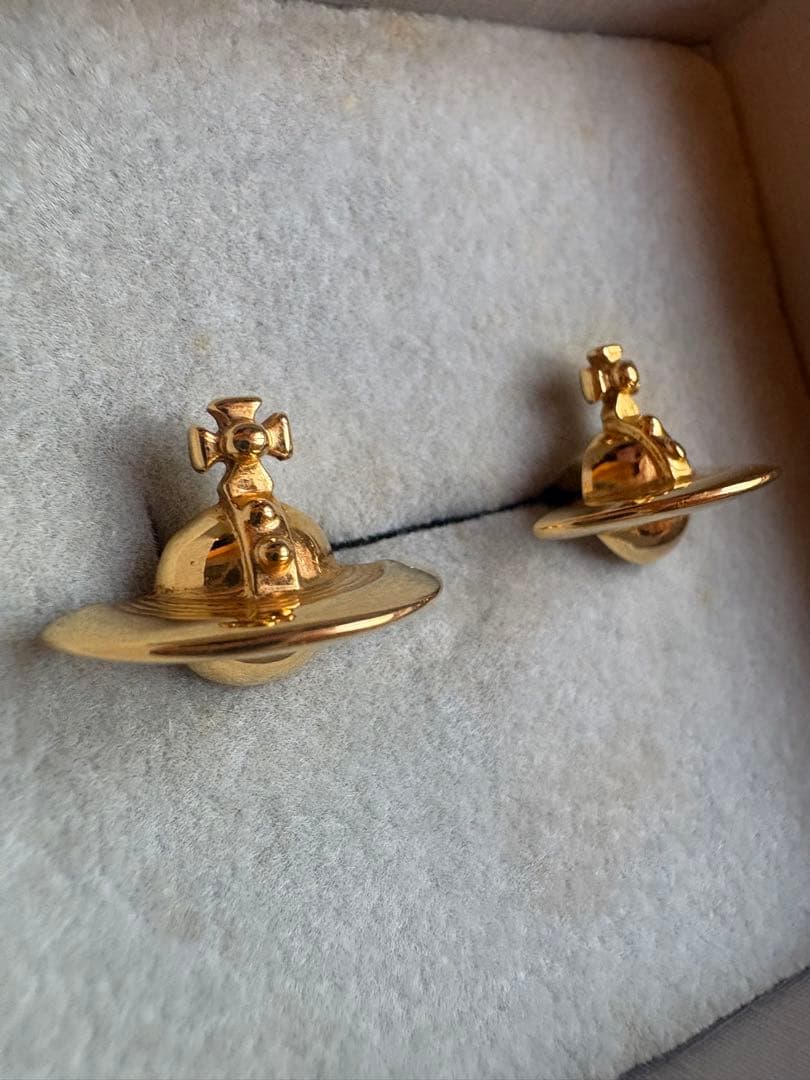 Vivienne Westwood ヴィヴィアンウエストウッド ピアス 2点