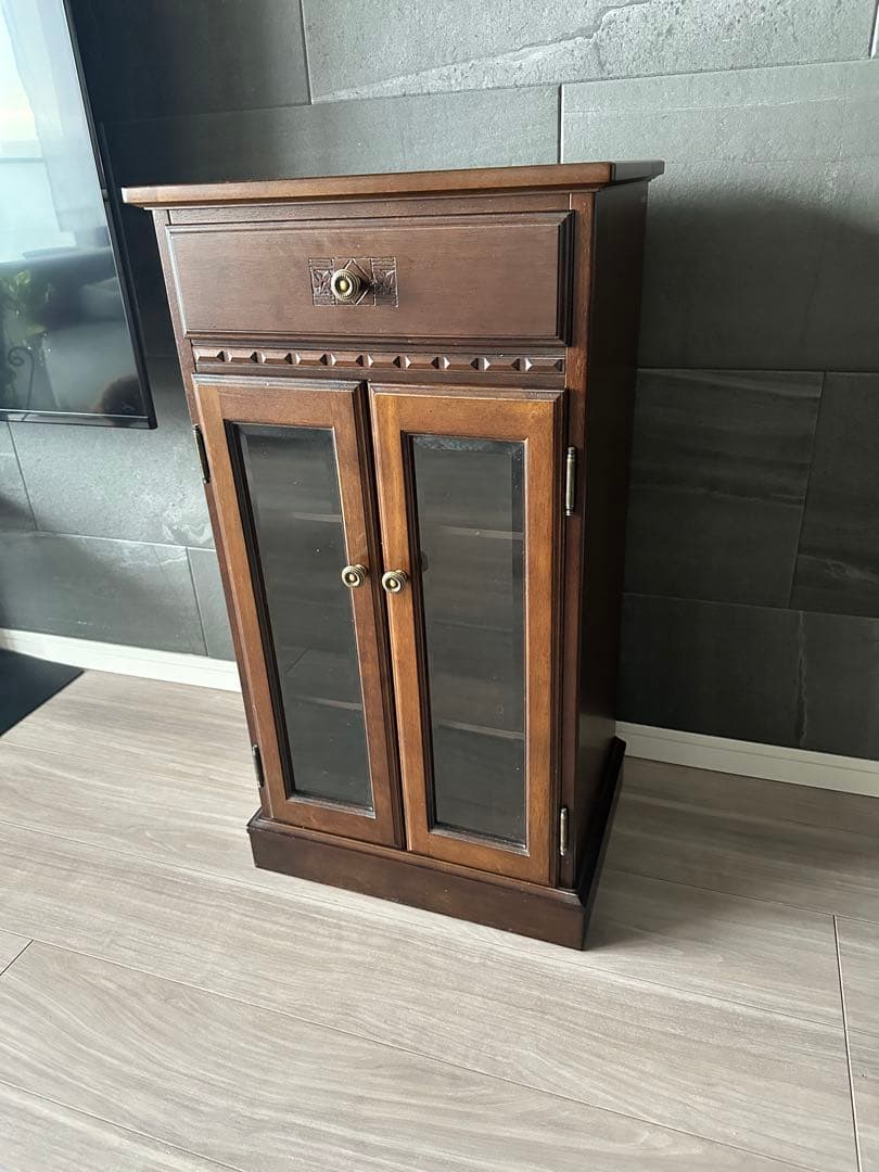 【最終価格】木製キャビネット アンティーク レトロ サイドボード ヴィンテージ