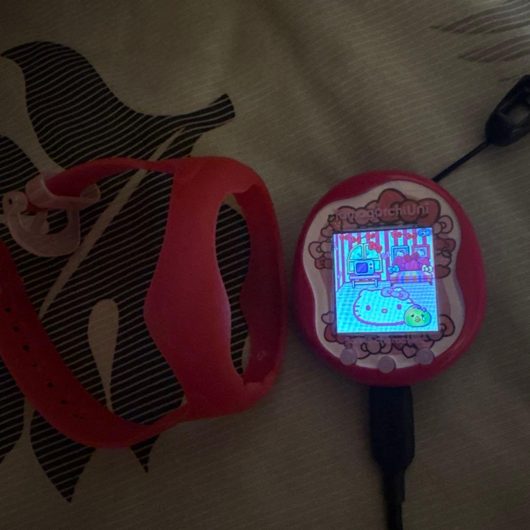 【相場高騰のためまもなく値段上げます】たまごっちユニ サンリオコラボ バンダイ