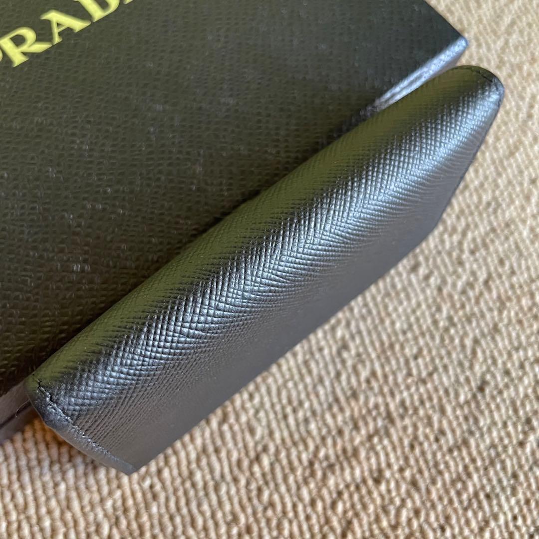 正規品❤️極美品⭐️プラダ　PRADA 男女　キーケース　ブラック　黒