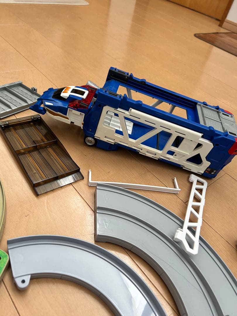 値下げ☆大量！トミカ レールセット＆ブルーポリス車