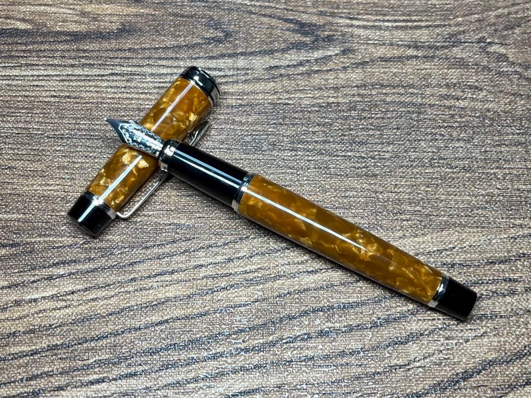 【パイロット】レガンス89s万年筆　中字