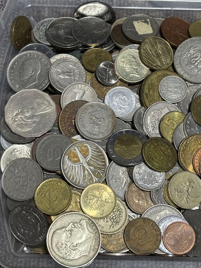 ま*お様 外国　旧硬貨　古銭まとめ　約3キロ