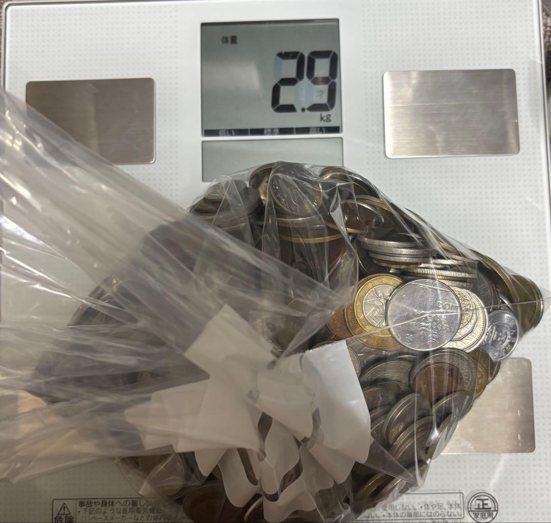 ま*お様 外国　旧硬貨　古銭まとめ　約3キロ
