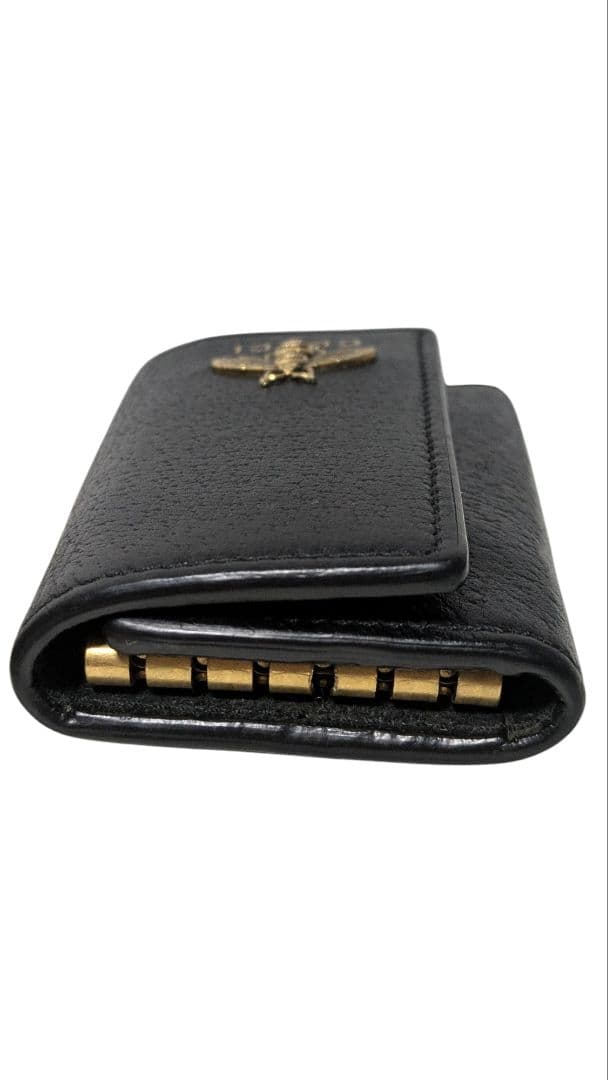 GUCCI アニマリエ ブラックレザー キーケース 蜂モチーフ