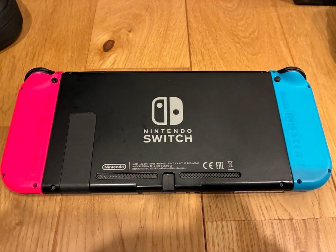 Nintendo Switch 本体セット　小物付き