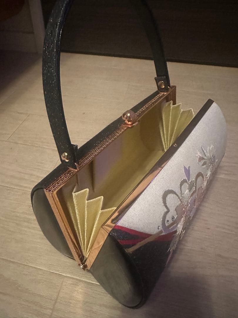 週末お値下げ　成人式　バッグと紺色下駄のセット