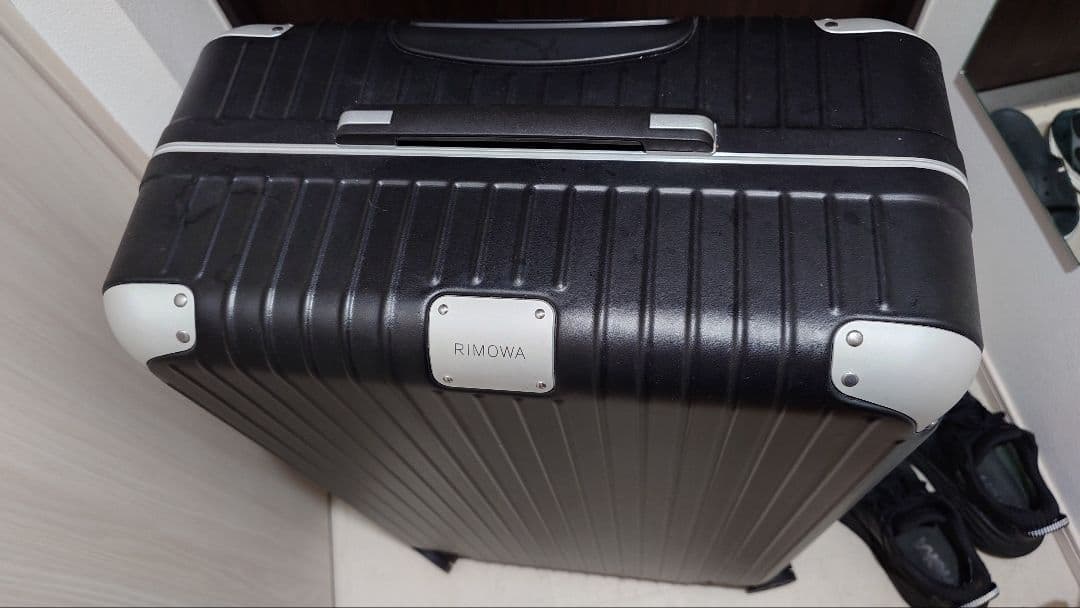 a*a様 RIMOWA HYBRID チェックイン L