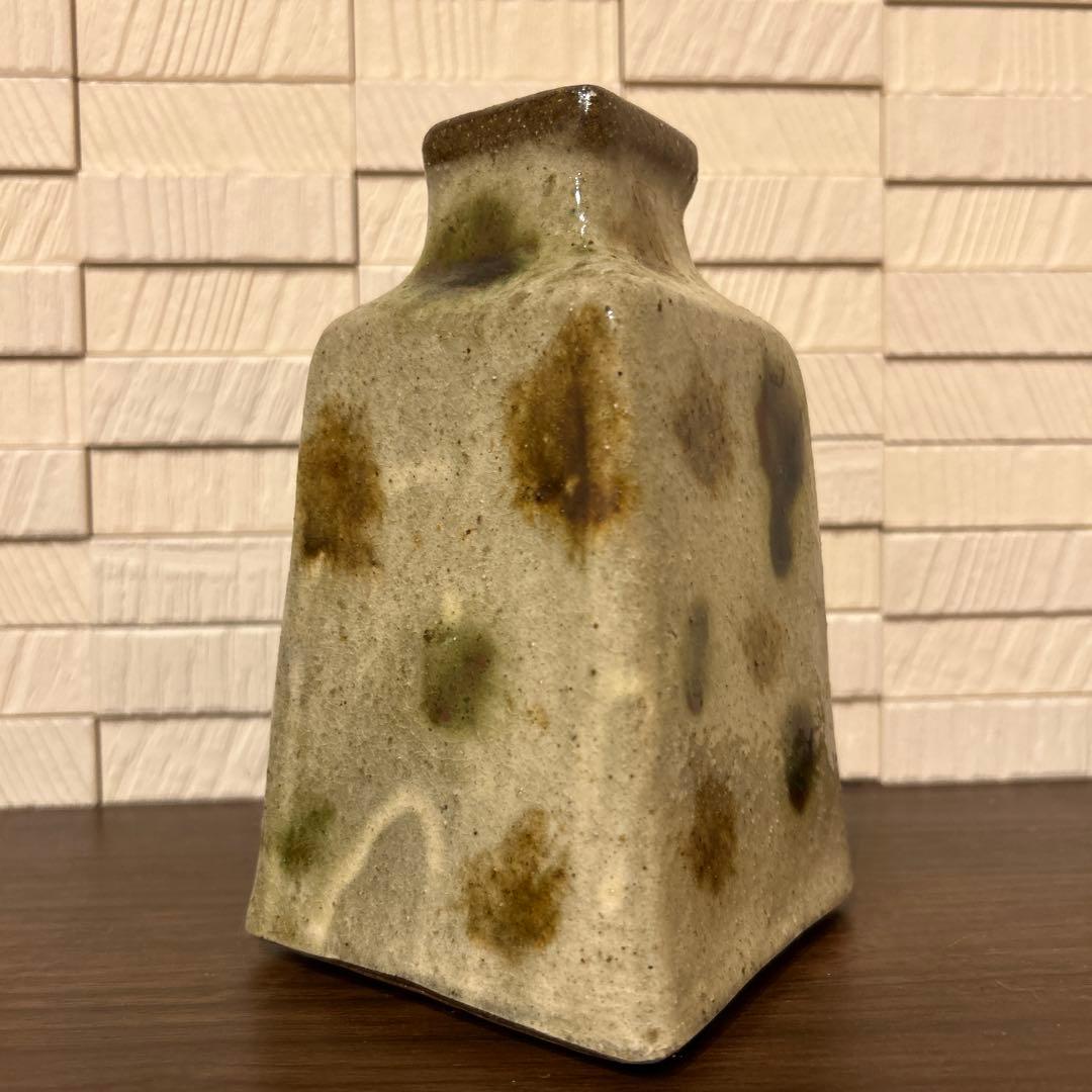 やちむん　照屋窯（照屋佳信）　角瓶