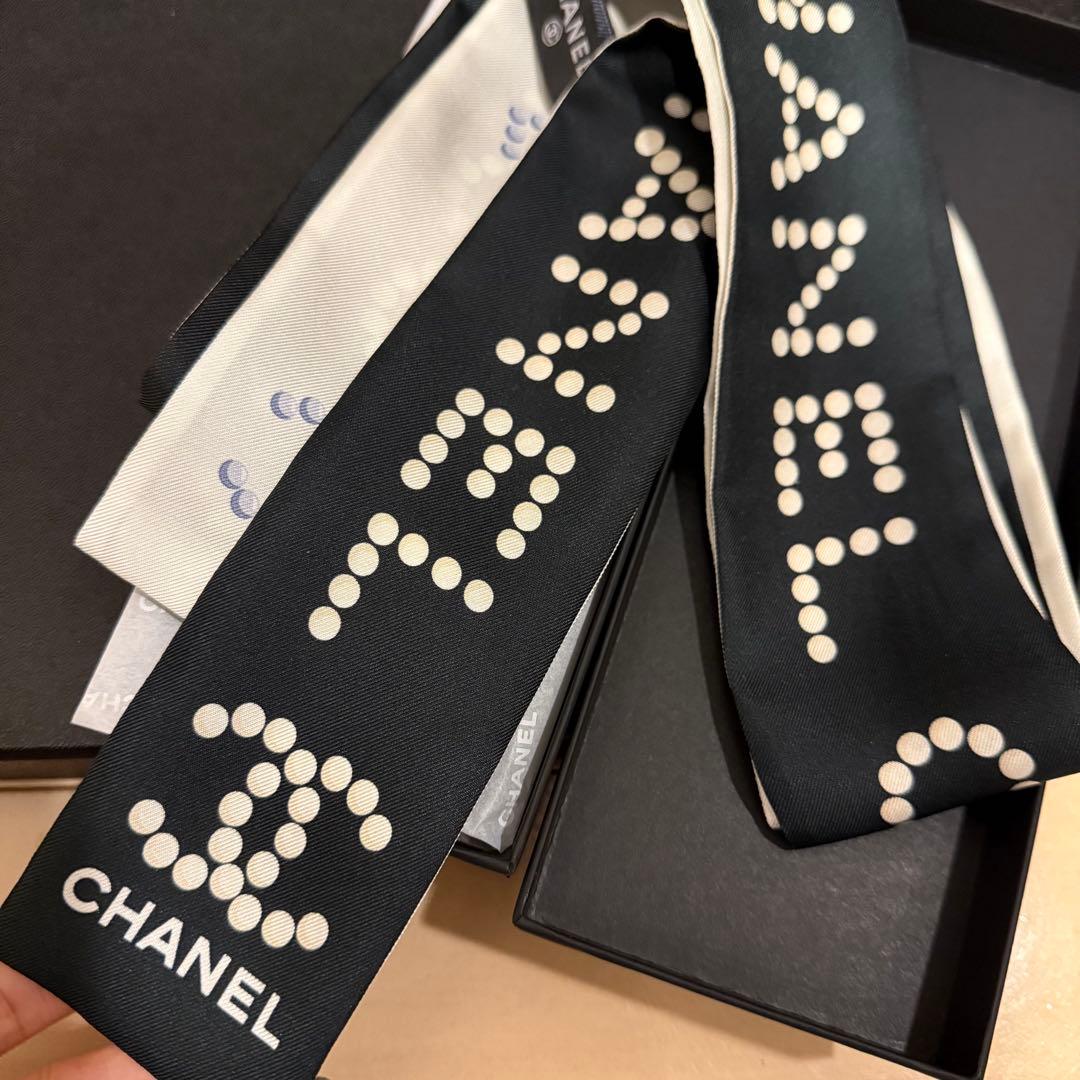 25C CHANELヘアバンド スカーフ シルク ブラック×ホワイト