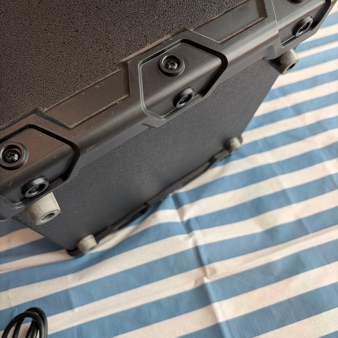 Roland BASS アンプ　CB-20XL