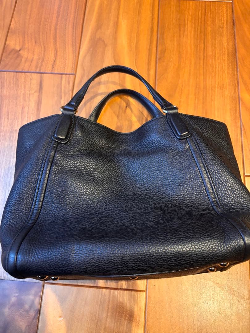 美品本物‼️GUCCI ソーホー タッセル　ブラック レザー