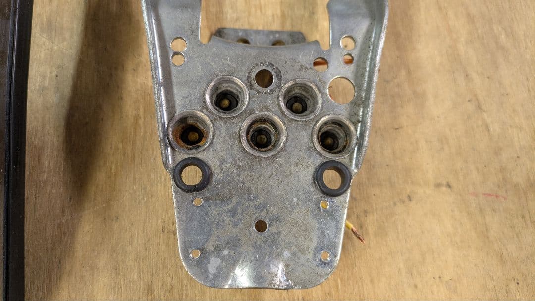 ☆ショベルヘッドパーツT　メーター＆メーターダッシュ（鍵付き）☆