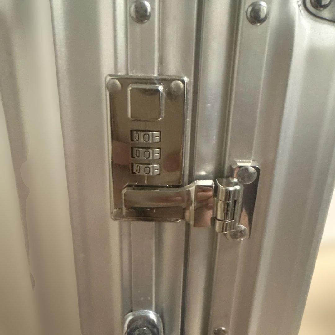 寝*子様 RIMOWA クラシックフライト97652 二輪 アルミニウム キャリ