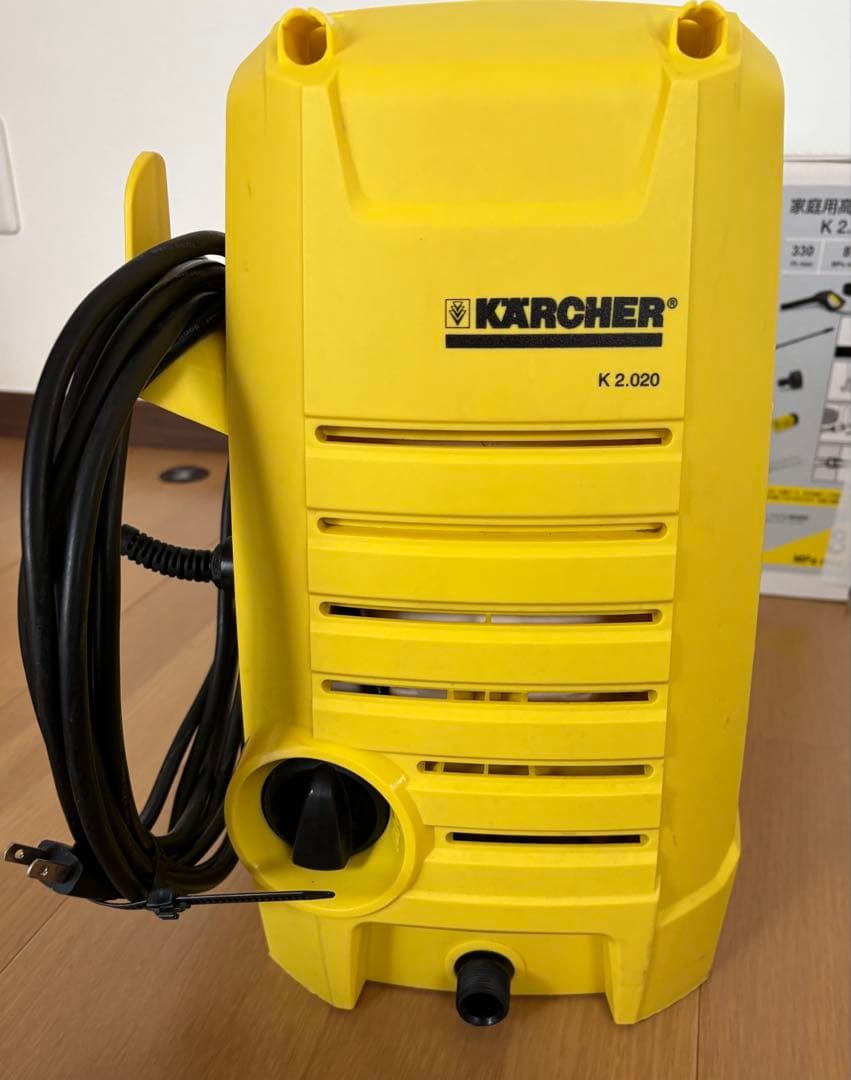 KARCHER 家庭用高圧洗浄機 K 2.020 数回使用　純正洗車セット付き