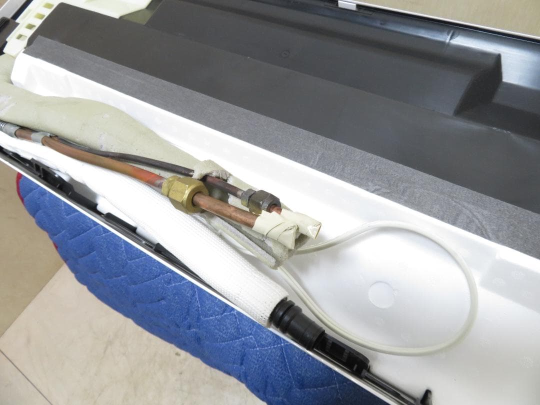 富士通 2022年製 ノクリア ルームエアコン 2.2kW ～9畳 主に6畳