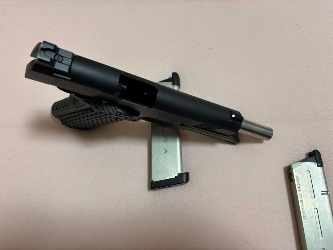 美品　東京マルイ ガスブロ ナイトウォーリア マガジン2本