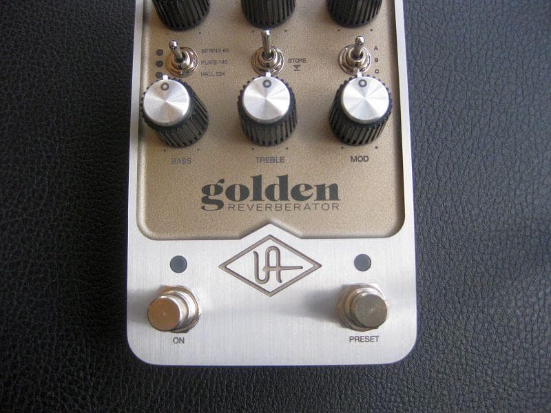 UAFX golden REVERBERATOR 美品です