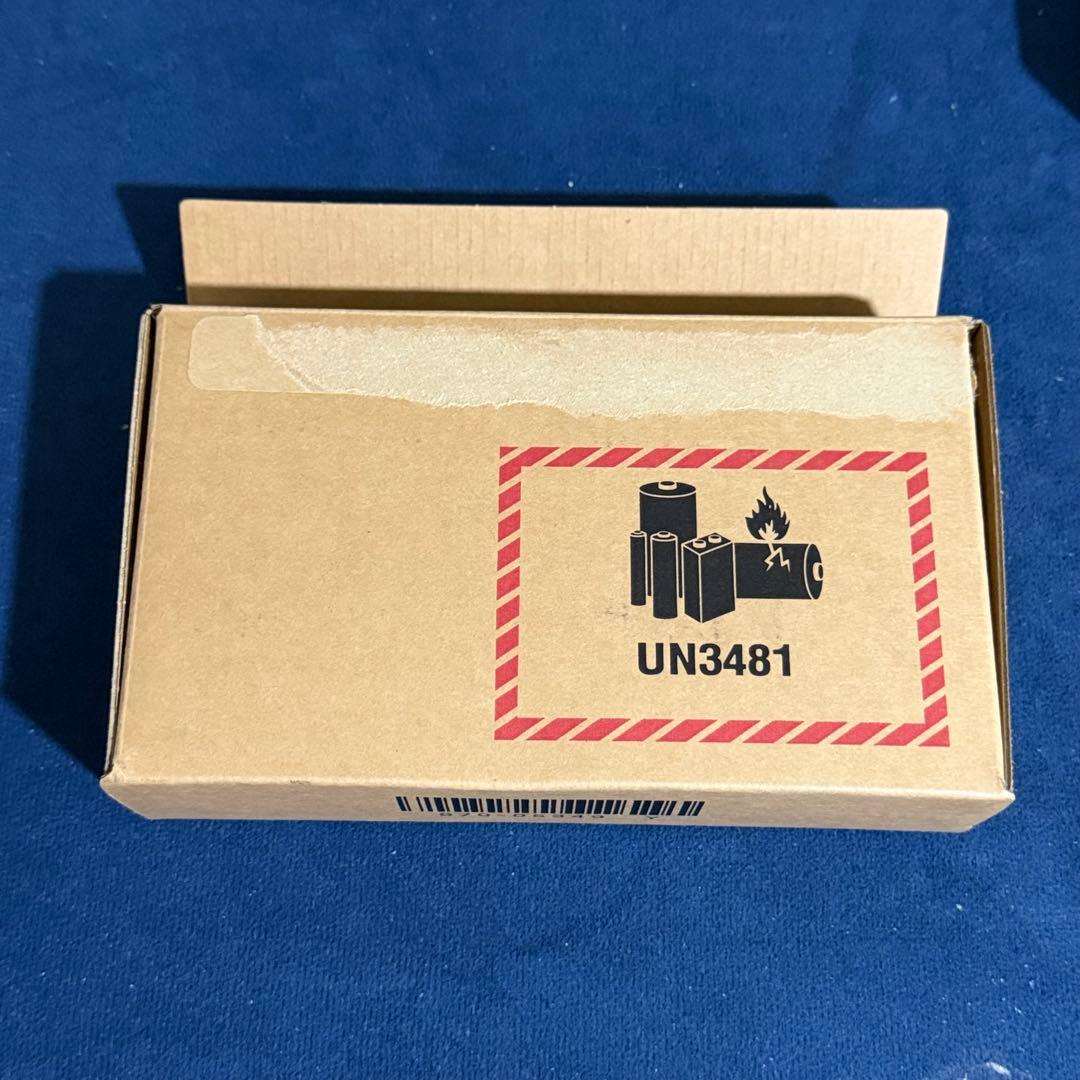 【美品】iPhone16 128GB ティール SIMフリー