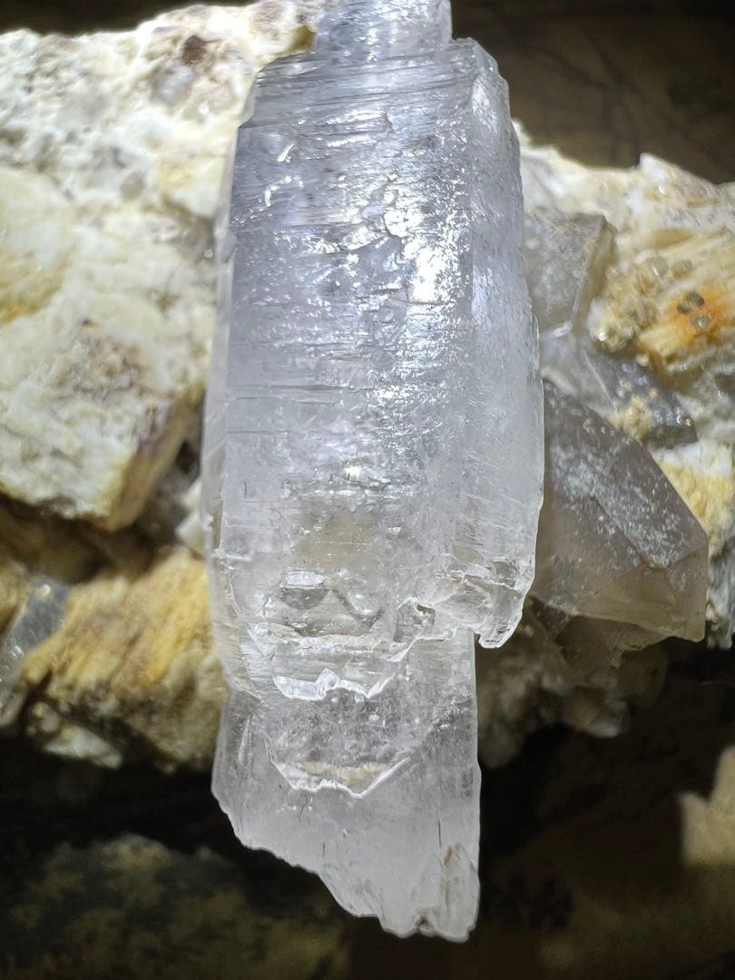 龍脈の精髄シリーズ⭐︎超希少石⭐︎階段状エレスチャル水晶ポイント⭐︎