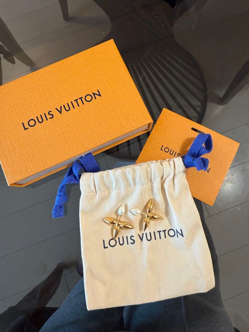 LOUIS VUITTON ピアス　単品値下げ不可