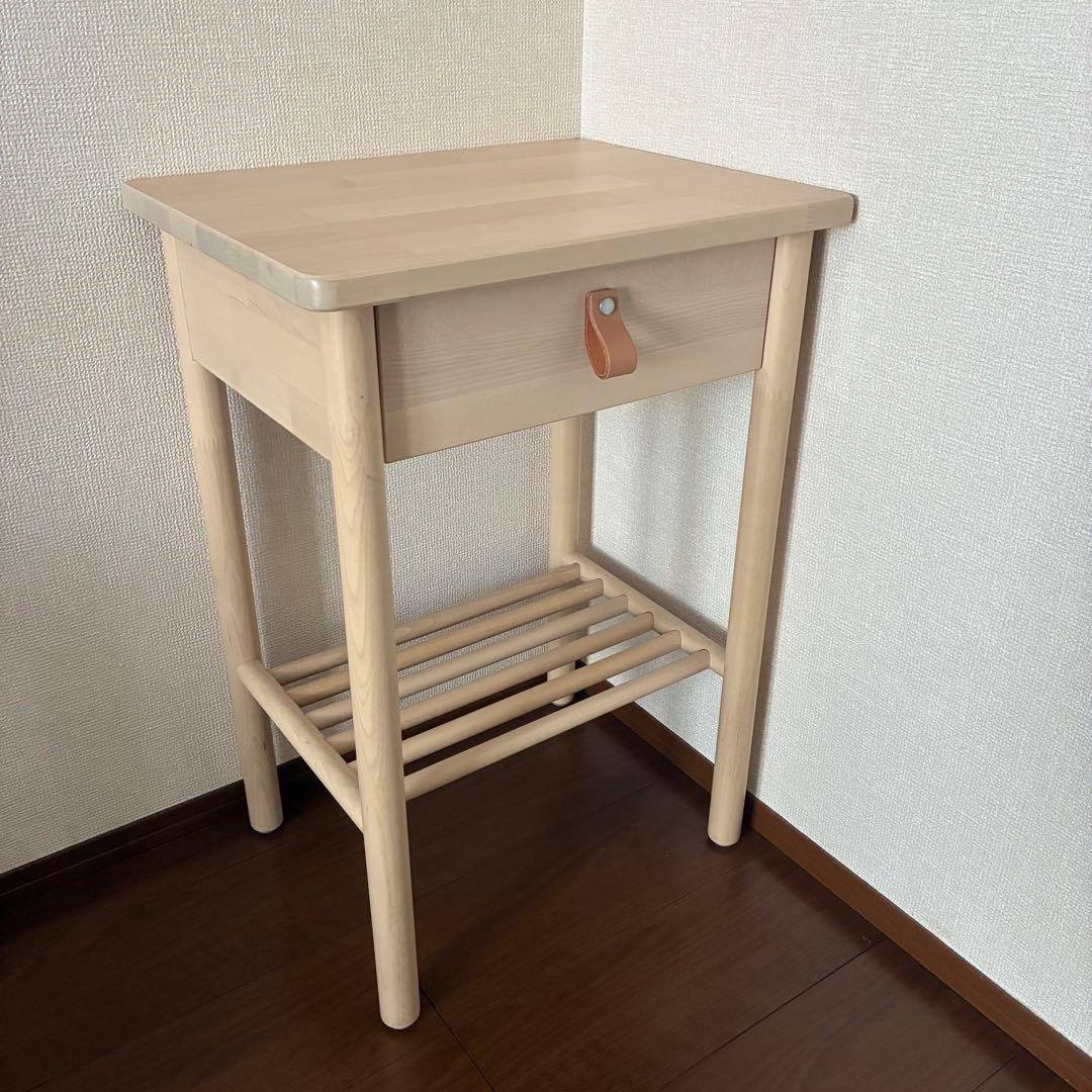 【最終値下】IKEAビョルクスネース チェスト／サイドテーブル