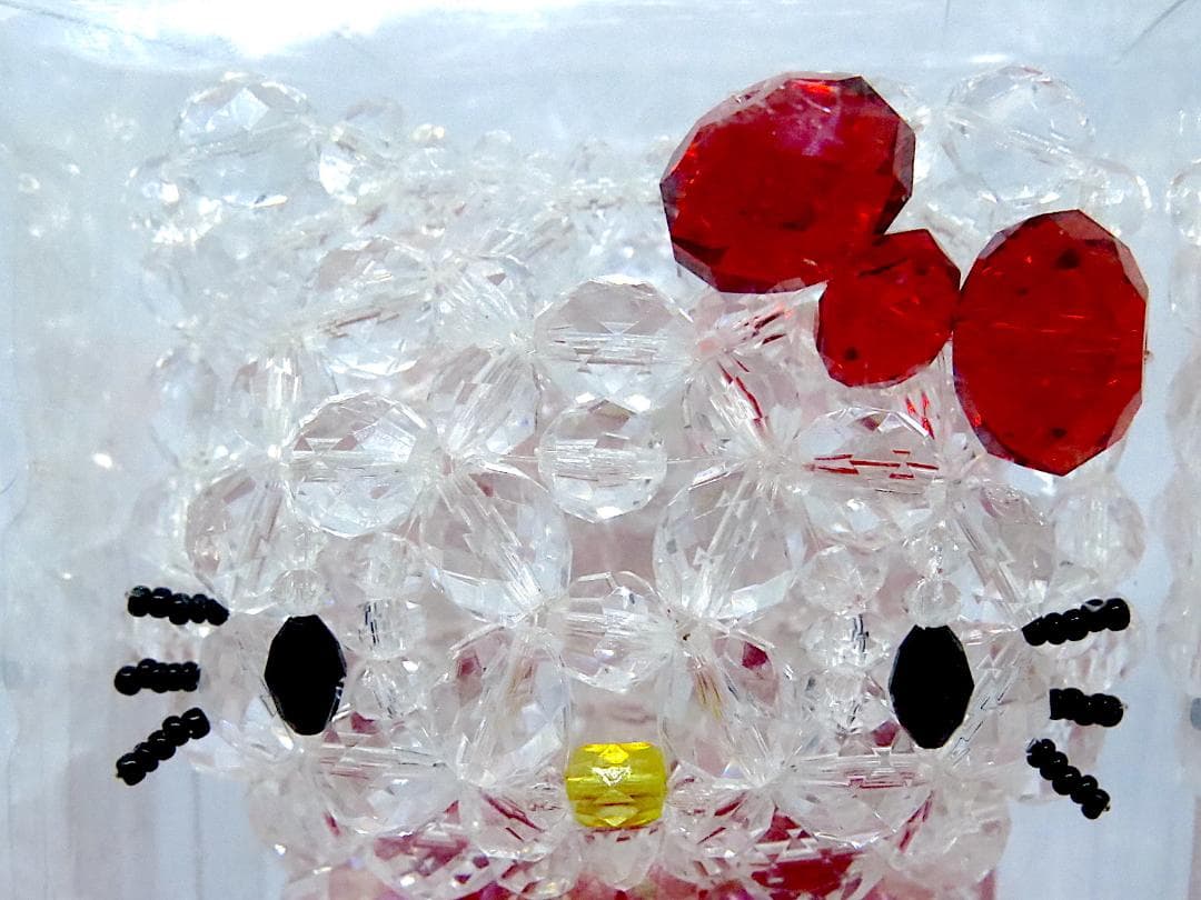 【新品・超レア】ハローキティ40周年 キティちゃん ガラスビーズマスコット