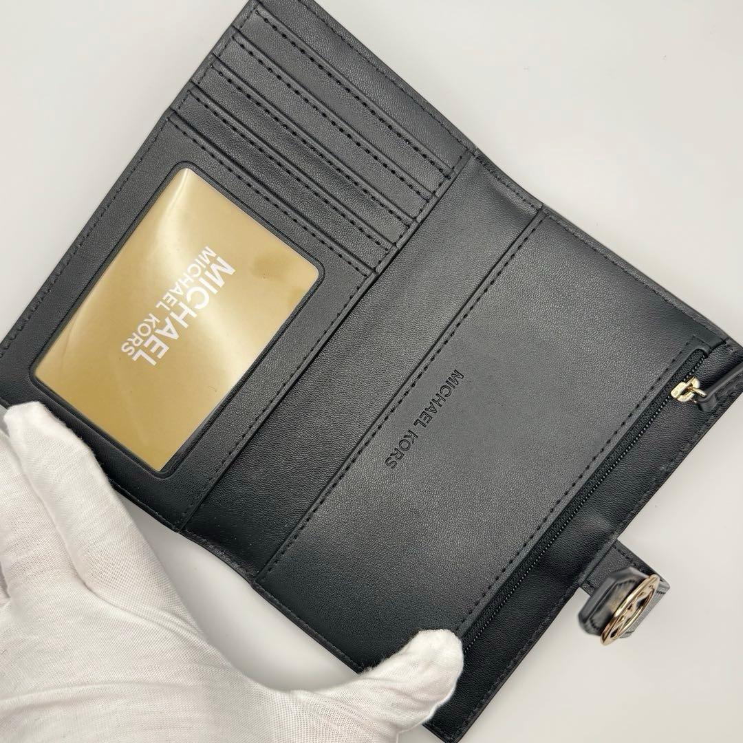 未使用　コンパクトな折り財布✨ MICHAEL KORS 折り財布 ブラック