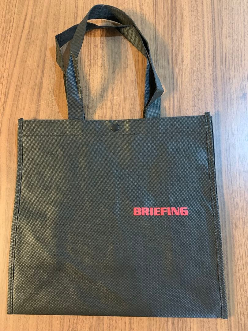 BRIEFINGゴルフウェアレディースベストS新品未使用 ショッパー付