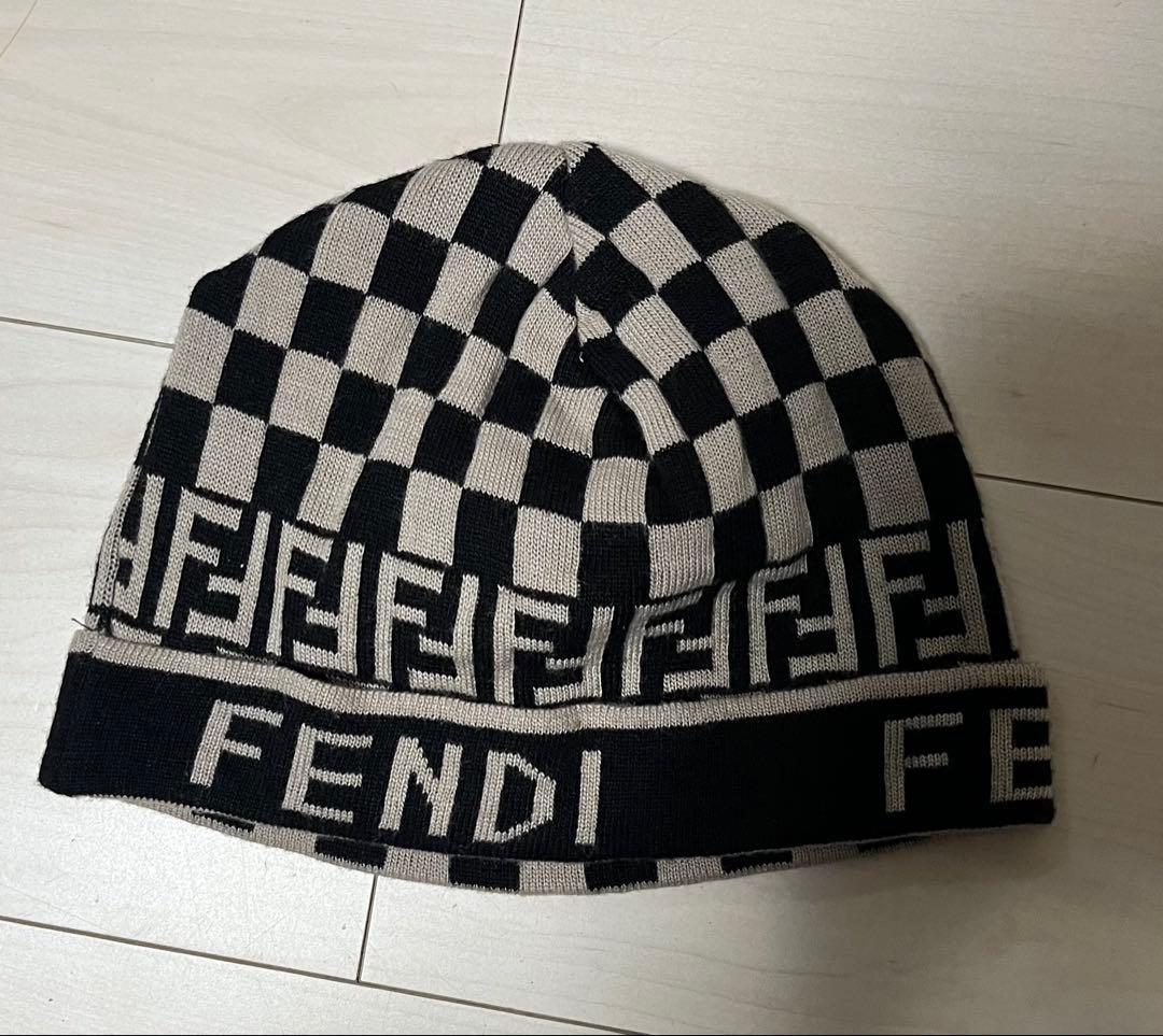 【おまけ付】FENDIチェック柄 ニット帽