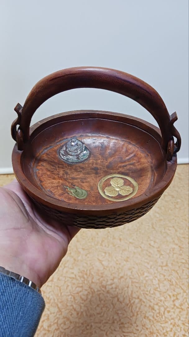 竹製　手付菓子鉢　菓子皿　菓子入れ　宝玉家紋図　在銘　中川　 茶道具　作家物