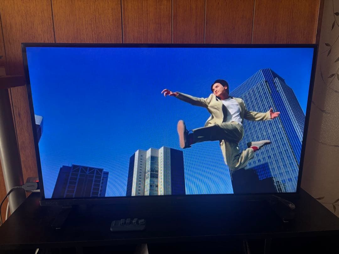 2025年製　REGZA 32V35N 32インチ