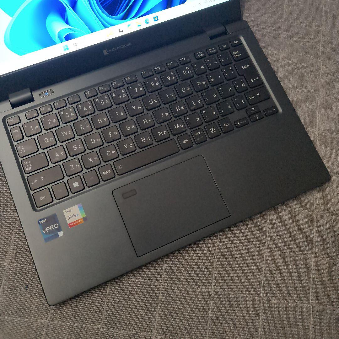美品 Dynabook 超軽量 驚速 13世代i7 16GB 新品1TB 16