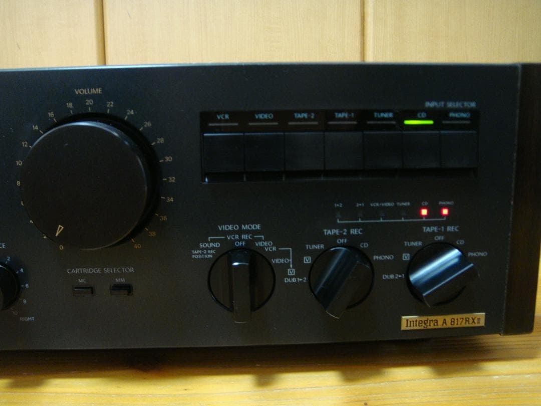 整備済 程度良 ONKYOオンキョー Integra A-817RXⅡ木目パネル