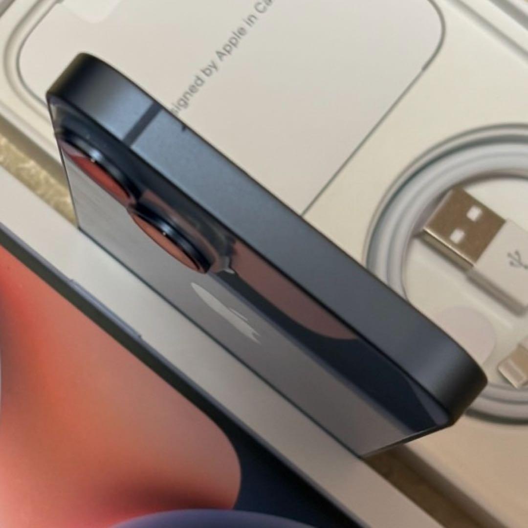 バッテリー最大容量100% iPhone14 128GB SIMフリー 本体