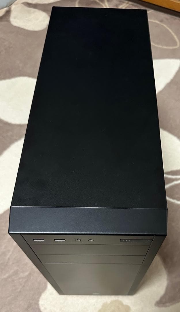 ケース コルセア CARBIDEシリーズ　100R　SilentEdition