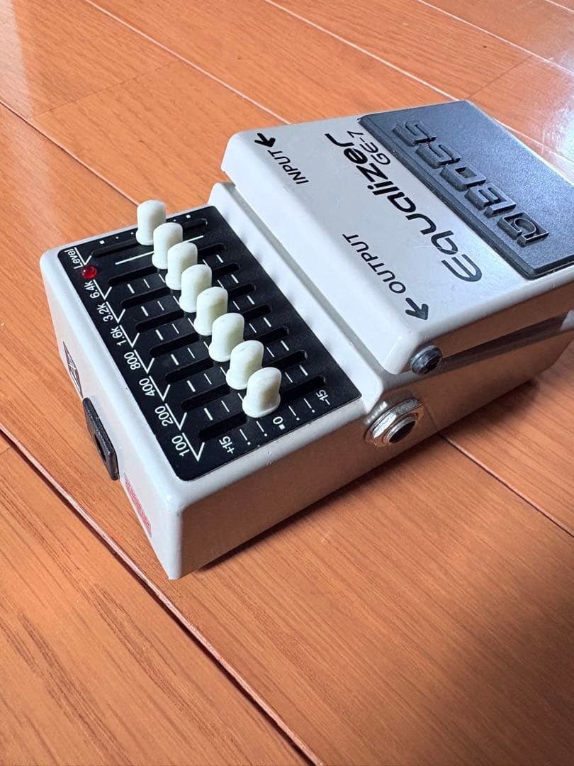 BOSS GE-7 イコライザー ギターエフェクター