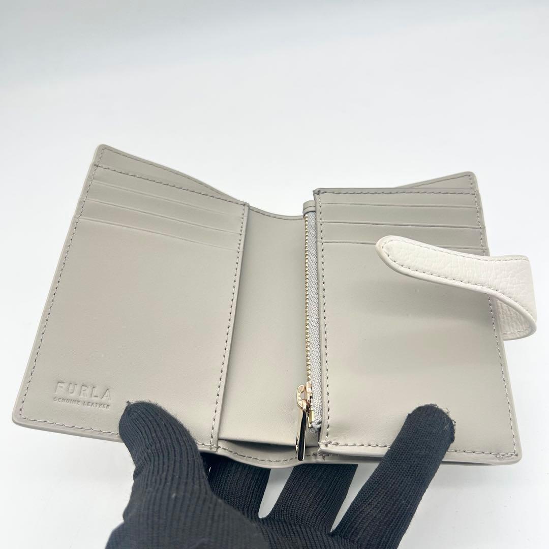 未使用級　FURLA　フルラ　二つ折り財布　レザー　バイカラー　アーチロゴ