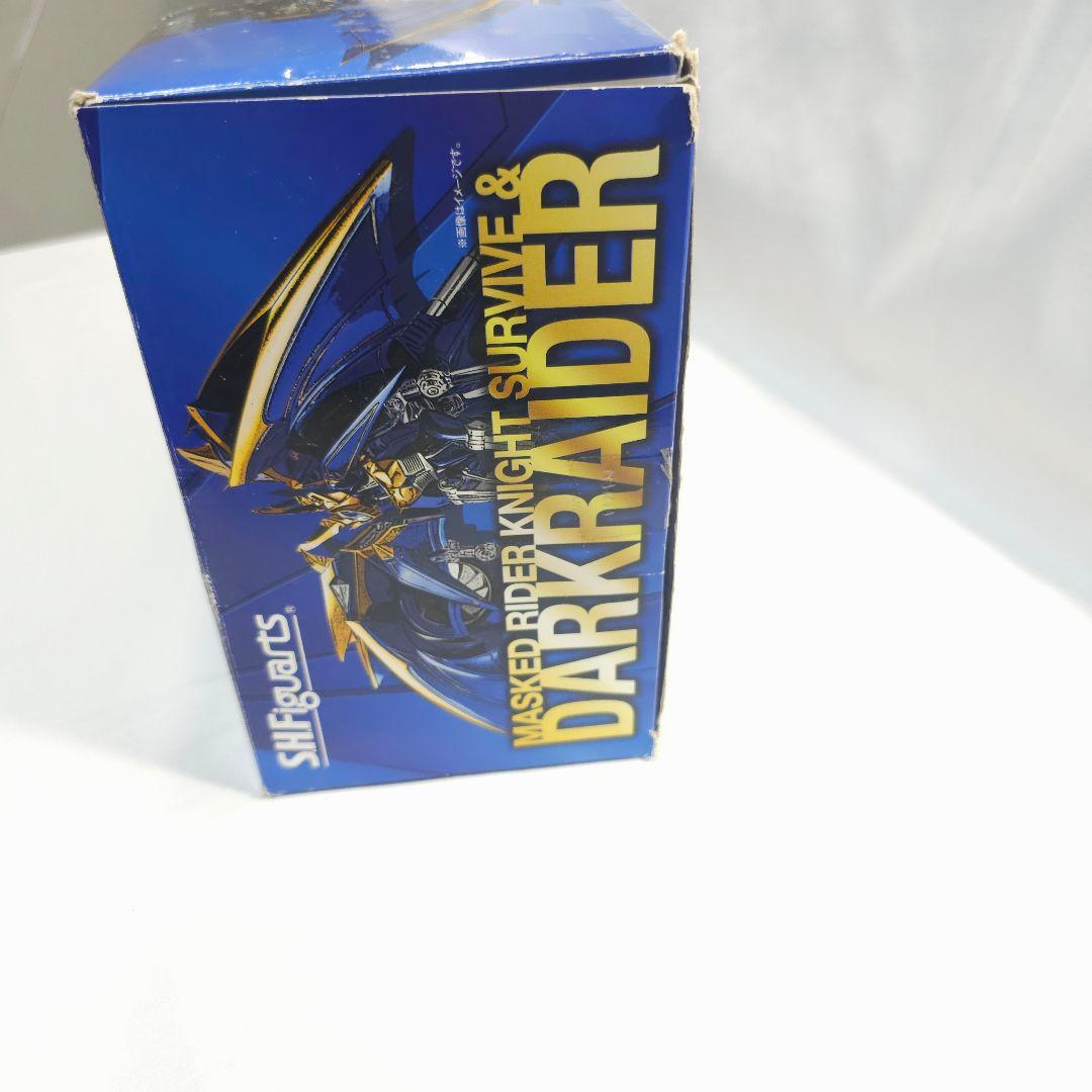 S.H.Figuarts 仮面ライダーナイトサバイブ ダークレイダーセット