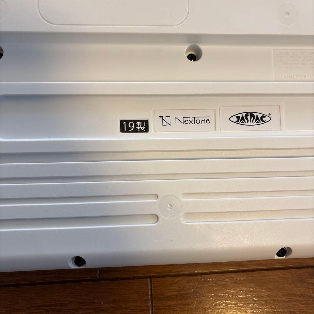 CASIO 61鍵キーボード ホワイト/ピンク