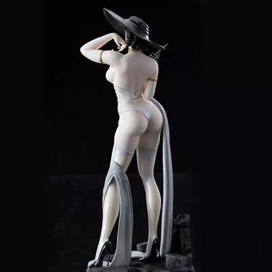 新品バイオハザード ヴィレッジ ドミトレスク夫人 ガレージキット フィギュア