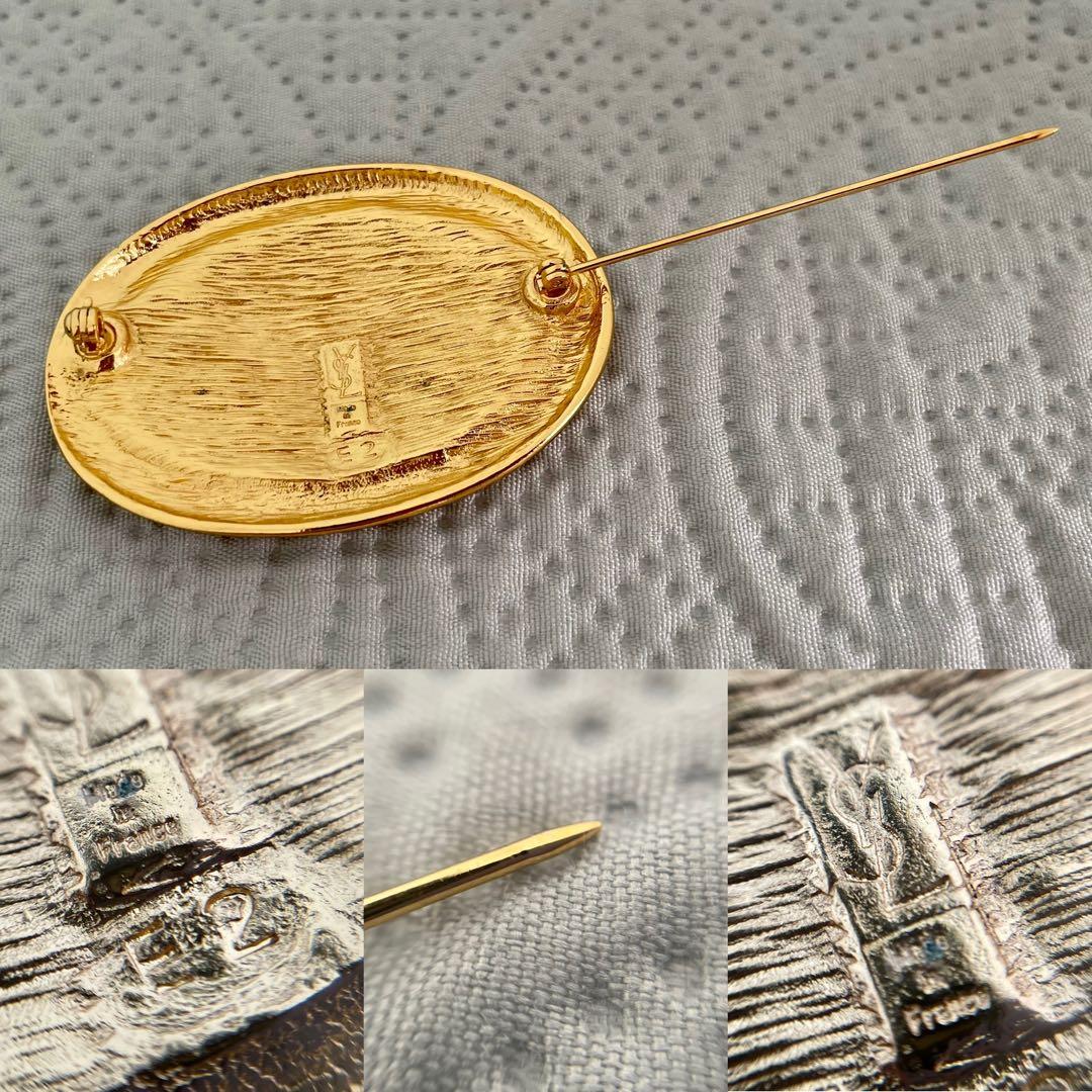 Made in France ヴィンテージ YSL イヴサンローランのブローチ