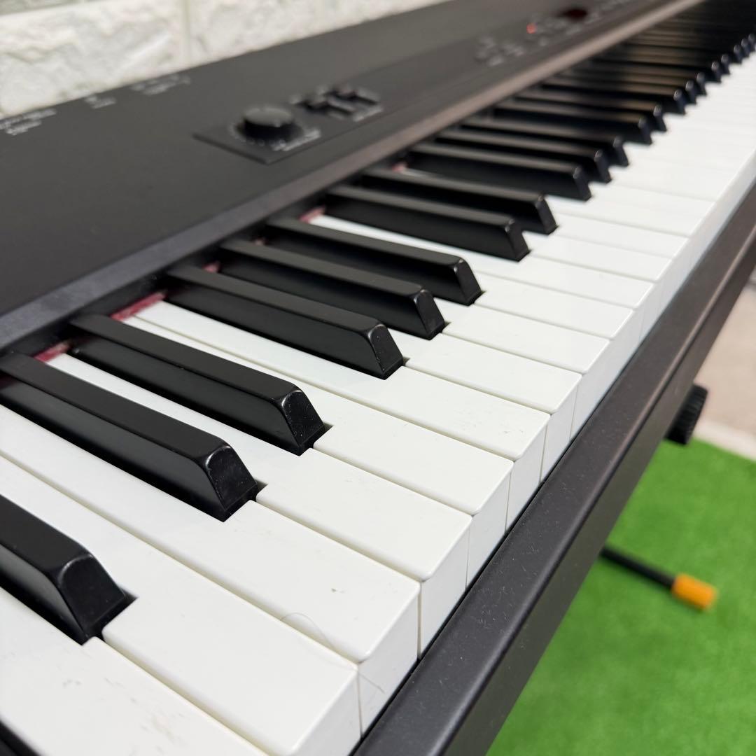 Yamaha CP33 ステージピアノ 88鍵 名器　椅子とスタンドは別売り