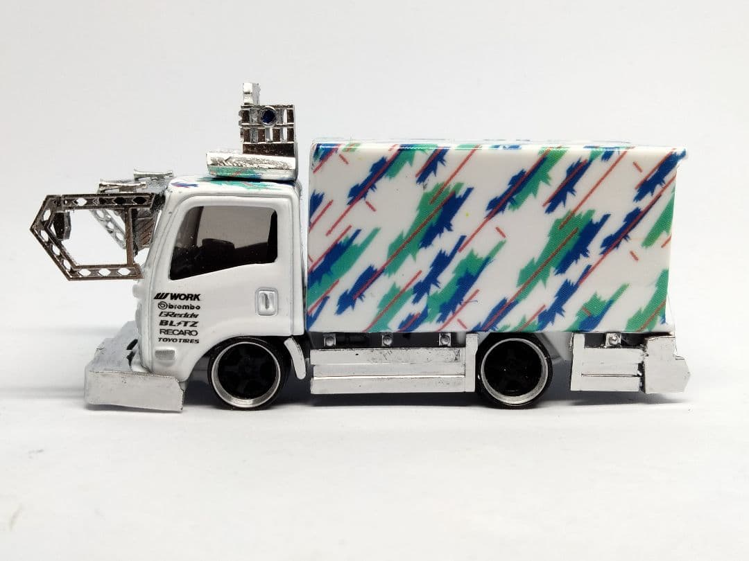 トミカ改造 デコトラ HKS仕様 ☆自作アルミリム ☆深リム ホットウィール