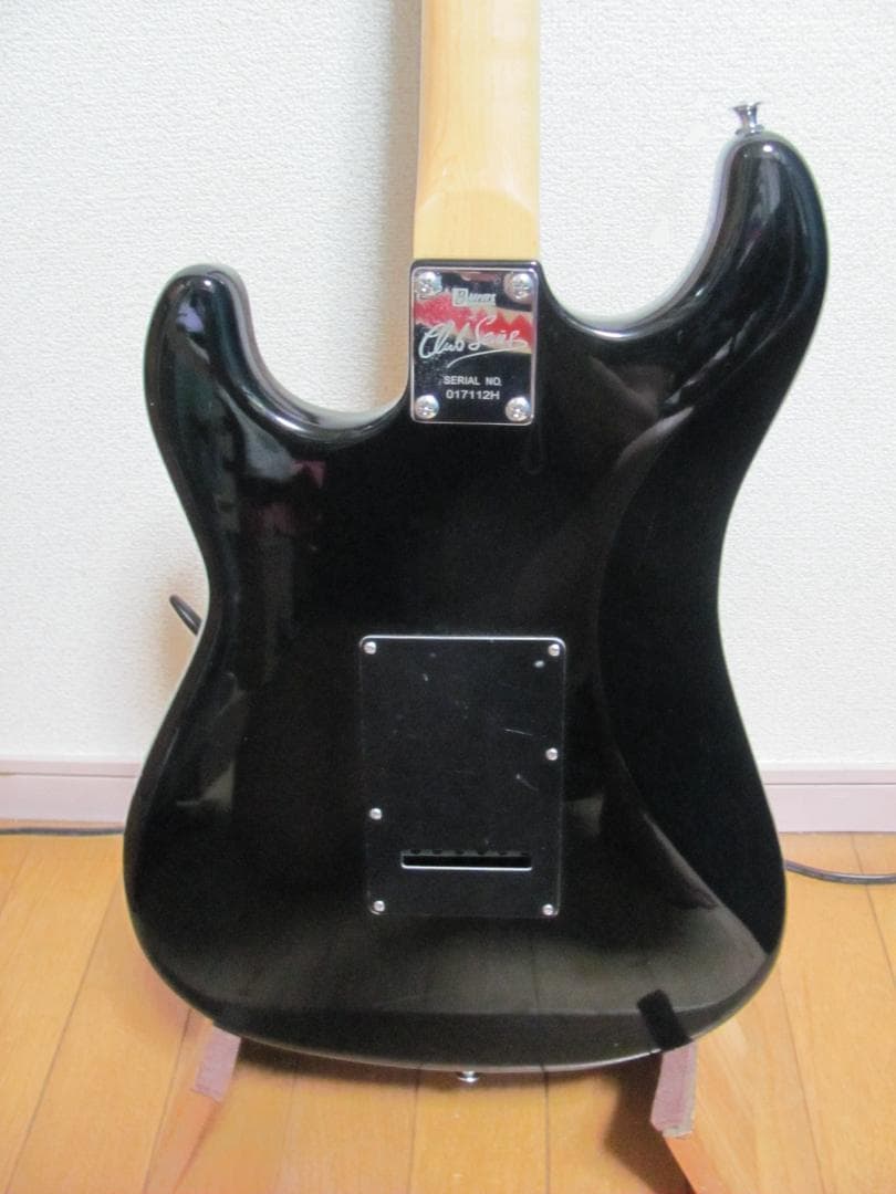 Burns バーンズ コブラ DX 黒 SC付 ストラト トライソニック