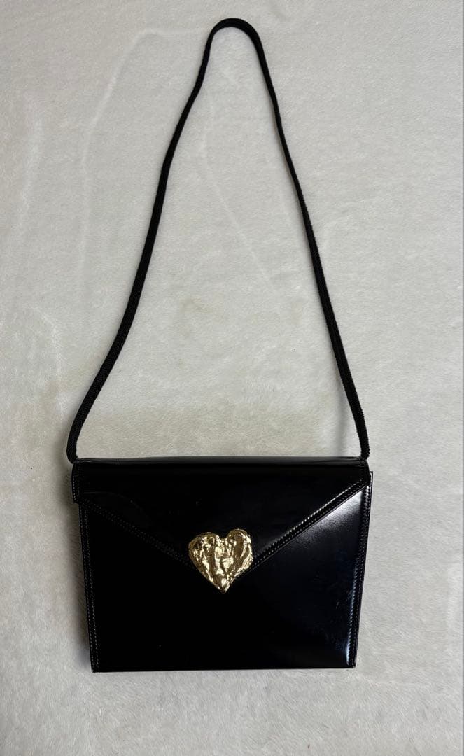 イブ　サンローラン　ショルダーバッグ　ゴールド　ブラック