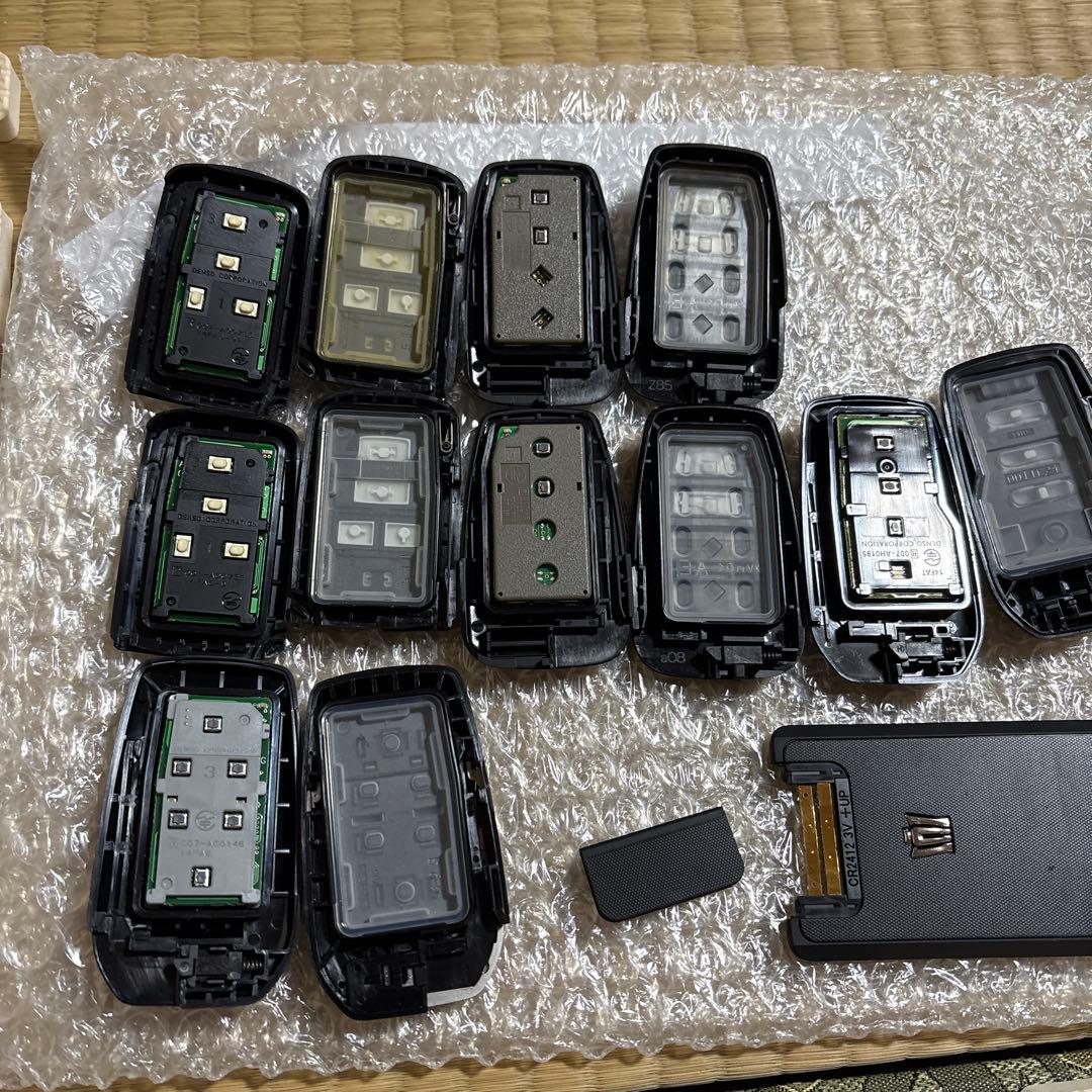 トヨタ　スマートキー　ジャンクセット　B