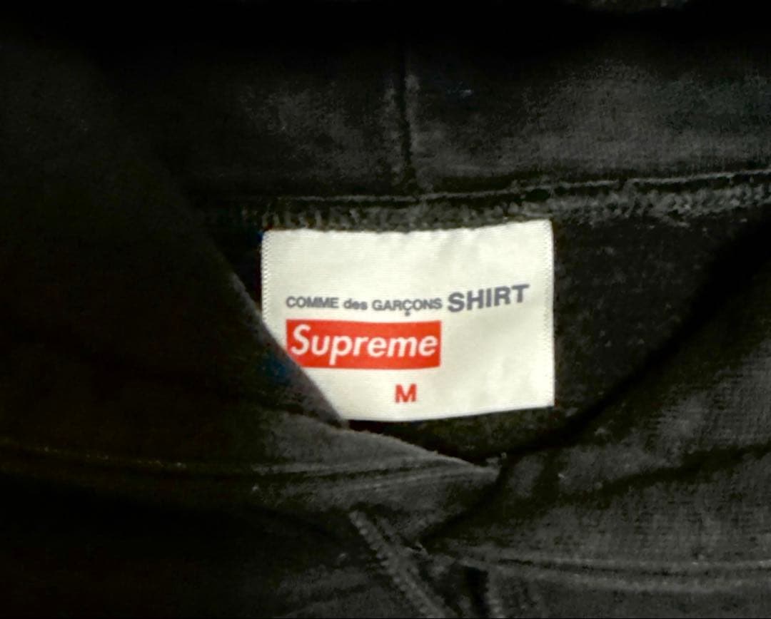 レア SUPREME COMME des GARCONS パーカー 黒 M